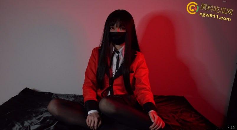 极品巨乳福利姬【玩偶姐姐】，cos蛇喰梦子，高颜值母狗开档黑丝，极品翘臀写满淫语，无套中出白虎嫩穴 ！