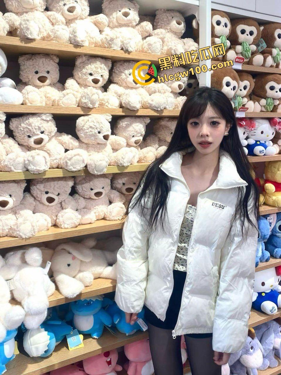 黄冈拜金甜妹黑丝御姐反差骚鸡『杨雨』大哥豪车内摸奶抠逼 酒店全裸后入冲刺骚逼！独家曝光流出！