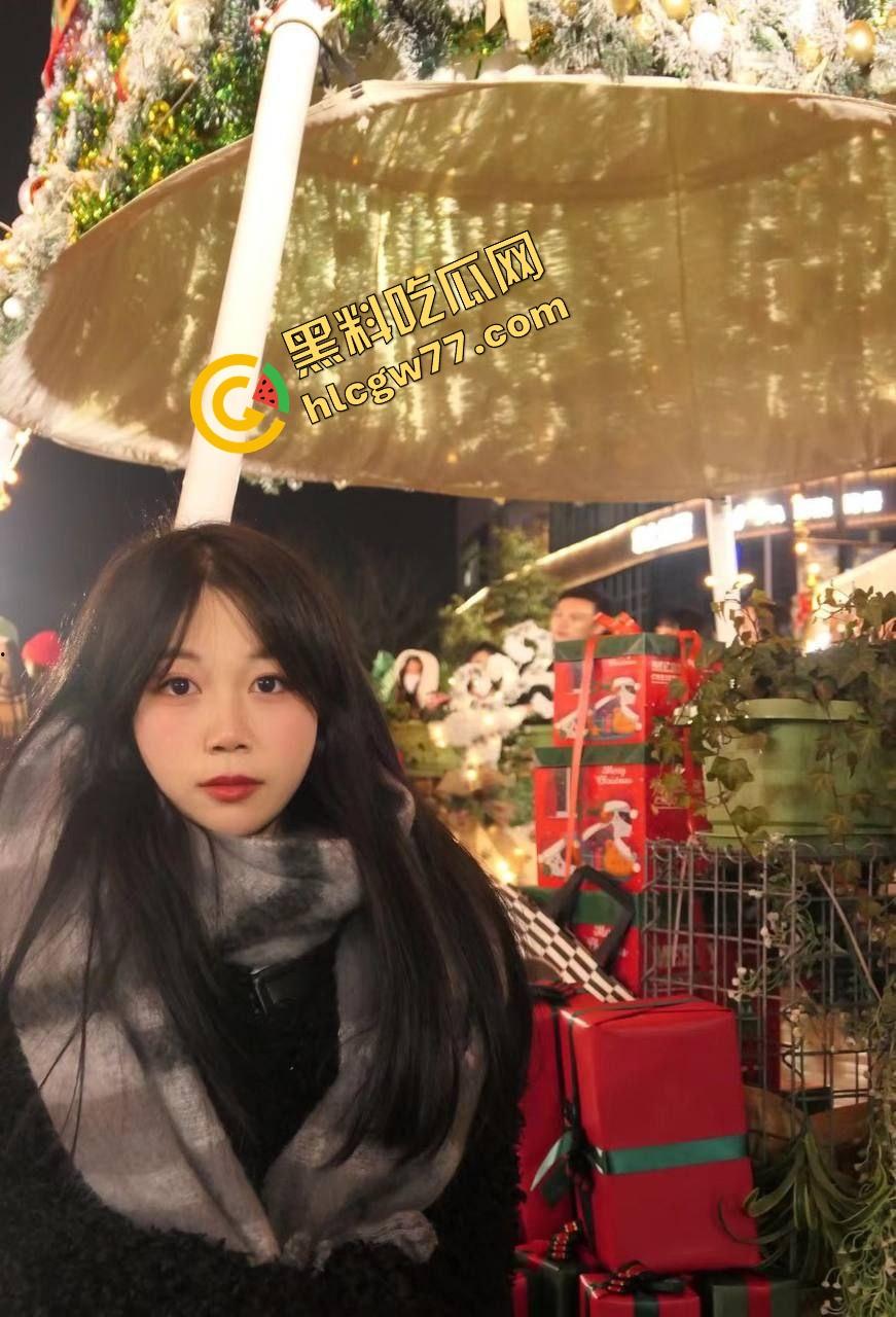 河北艺校女大学生【王丽丽】酒店调教片流出，狗链无套爆操全来了，这小母狗骚得离谱！-2