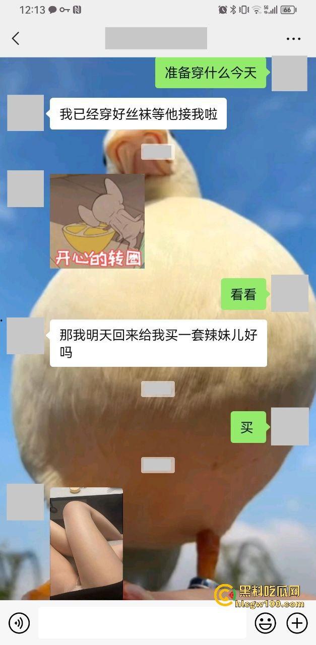 小编推荐!推特绿帽博主【小熊戴绿帽】把自己老婆送给单男爆操,完整聊天截图视频流出,内容属实劲爆。-87